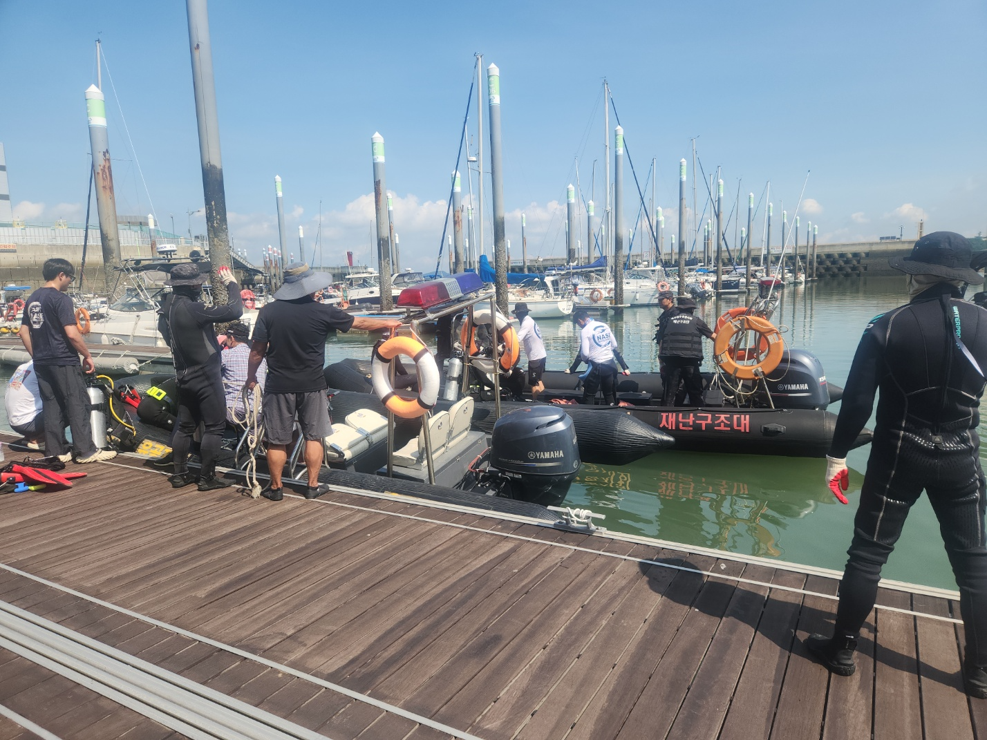 제부마리나 수중정화활동 준비