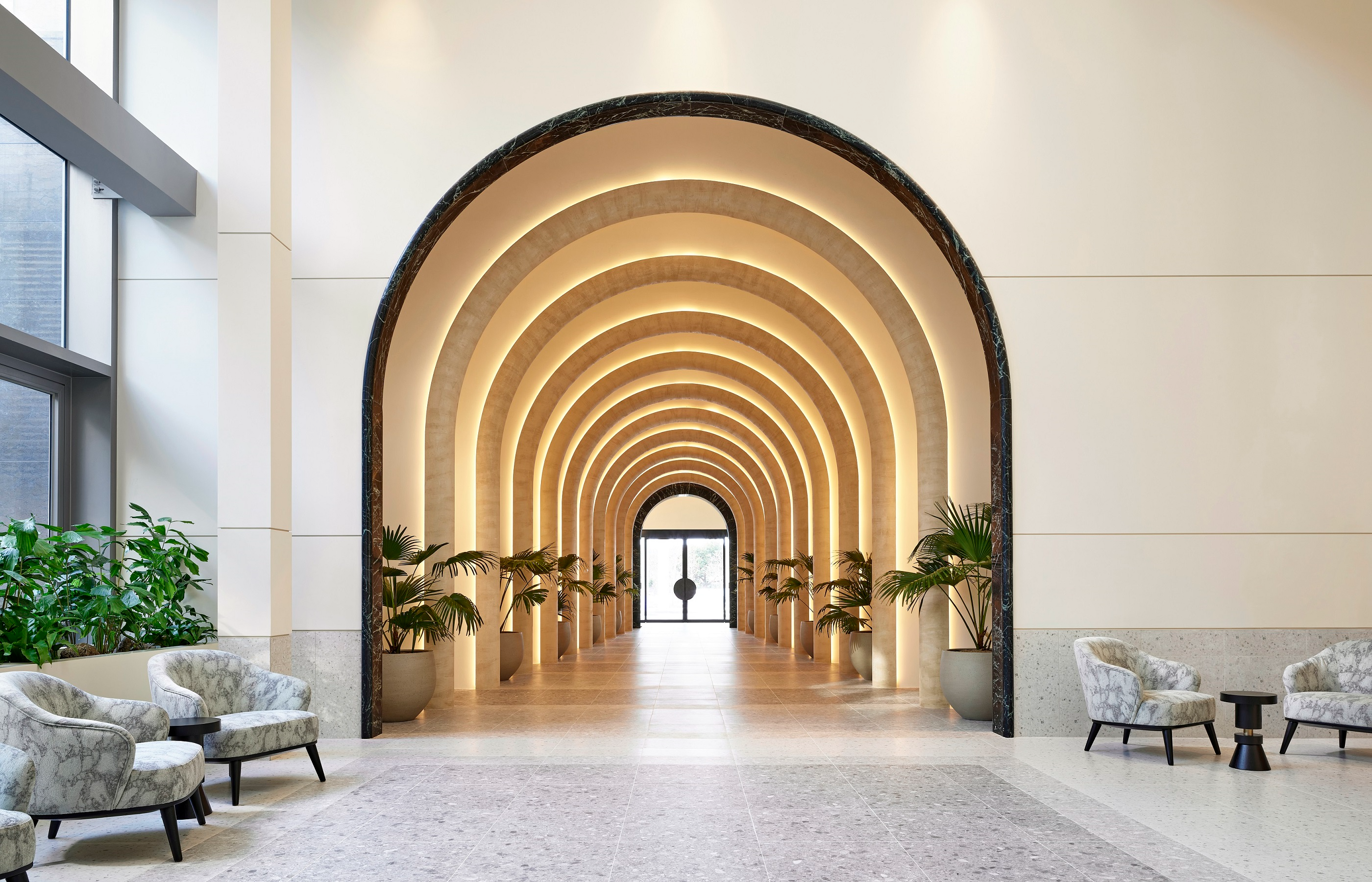 그랜드 조선 제주, 두 번째 아트 프로젝트 ‘풀의 춤(Breathing Leaves) 허보리 작가전’ 개최