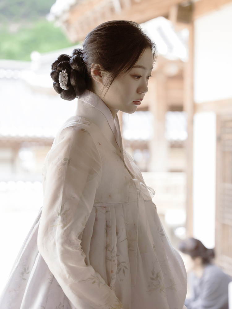 신예 진서아, 첫 사극 도전…‘연: 그날 밤, 종이 되다’ 주인공 활약