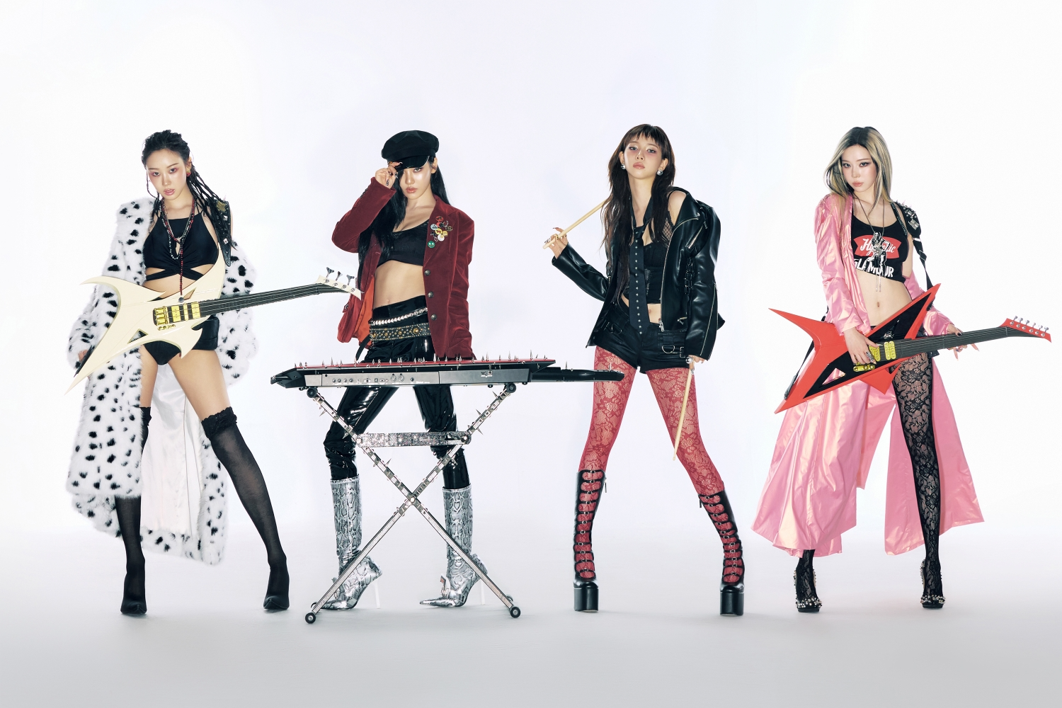 에스파, 세 번째 단독 콘서트 오늘(29일) 개막…신곡 ‘Rich Man’ 최초 공개→사흘간 펼쳐질 ‘쇠 맛’의 향연