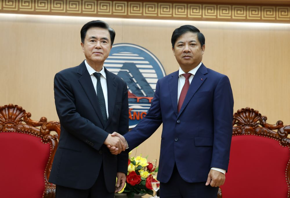 충남도 김태흠 지사와 다낭시 르엉 응우옌 민 찌엣 인민위원장(충남도 제공)