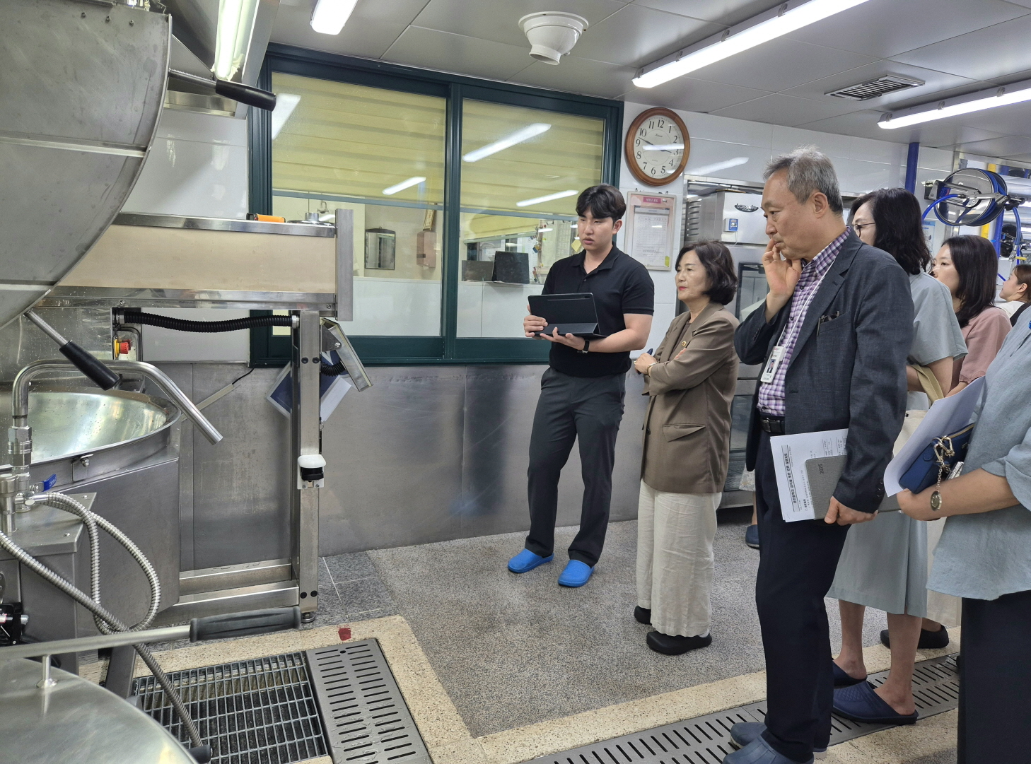 다기능 조리로봇의 운영 현황 점검