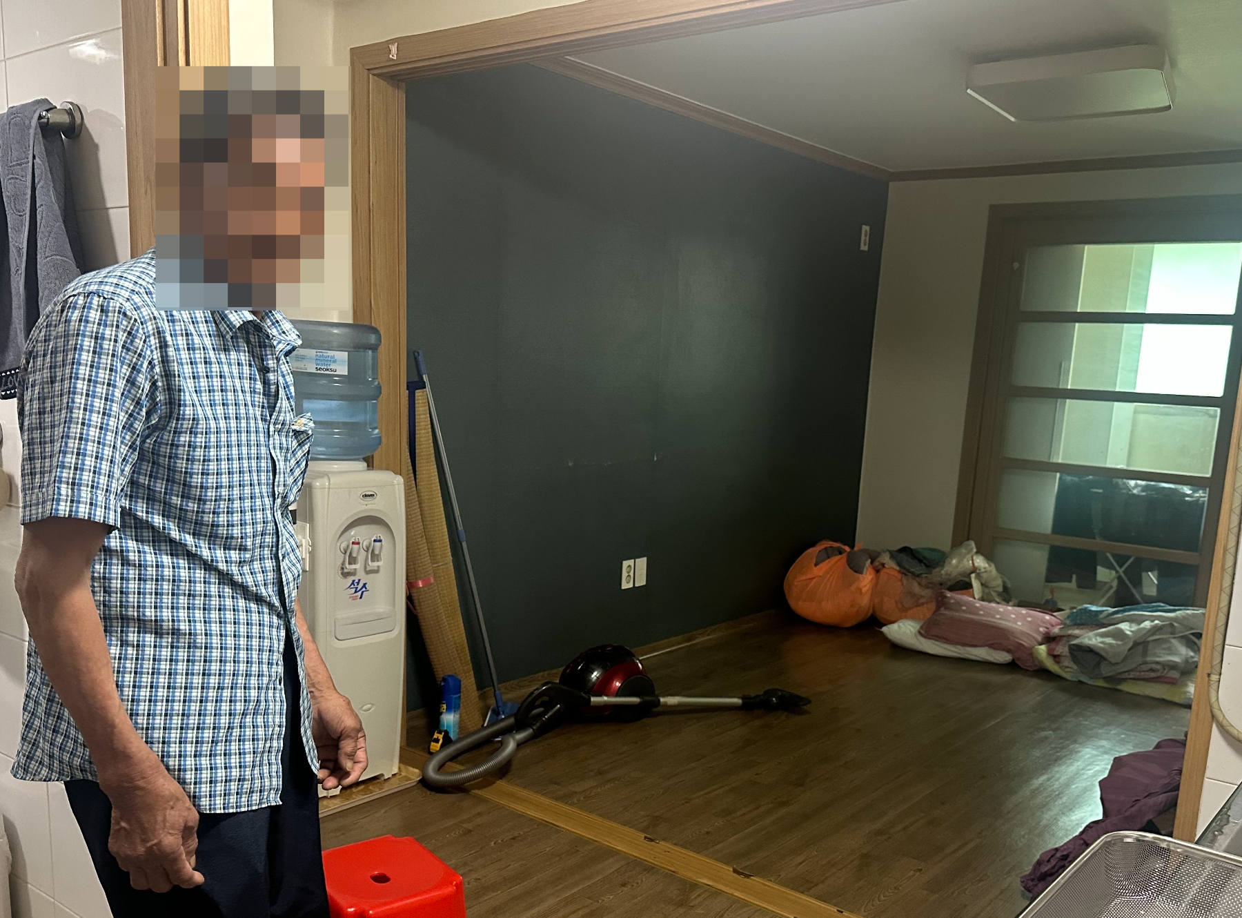 컨테이너 거주민에게 새로운 보금자리