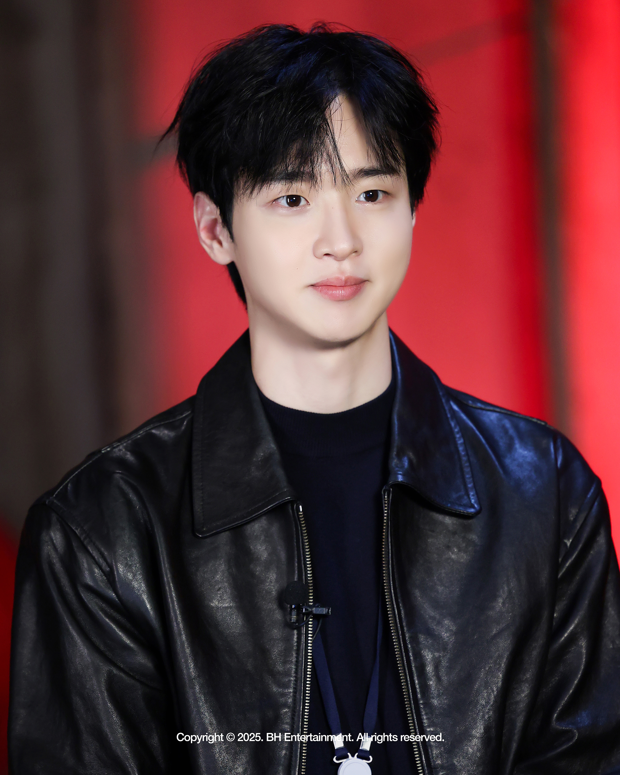 ‘사마귀: 살인자의 외출’ 장동윤, 포스터 비하인드 컷 공개…‘섬세한 감정+날 선 집중력’ 형사 차수열 완벽 몰입