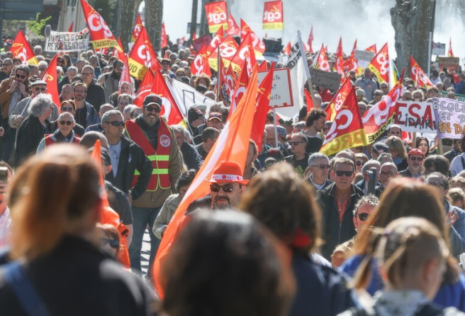 (상보) 피치, 佛신용등급 AA-에서 A+로 강등...전망 ‘안정적’