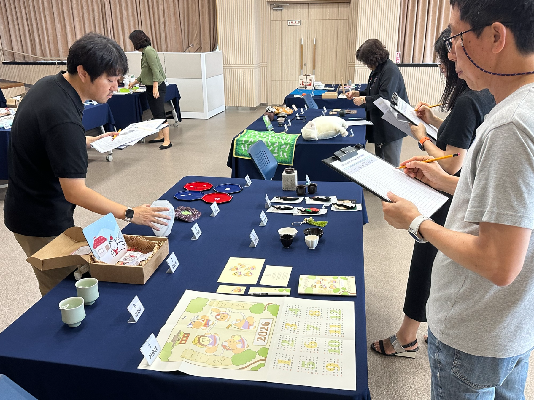 안성 아트굿즈 공모전 실물심사