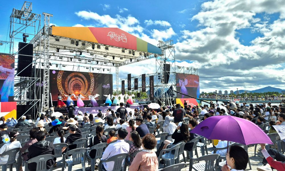 세종시, 한글의 위대함 높이다... ‘2025 세종한글축제’ 개막