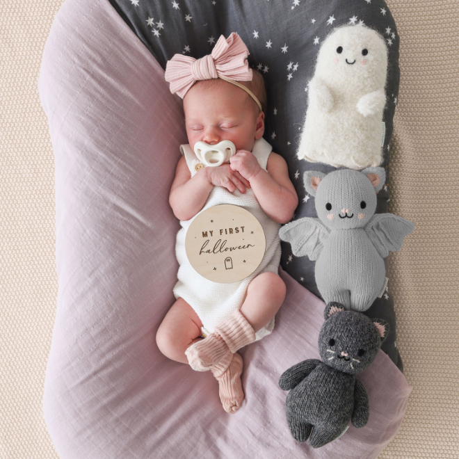 프리미엄 핸드메이드 애착인형 '커들앤카인드', 할로윈 리미티드 컬렉... - 뉴스 썸네일 이미지