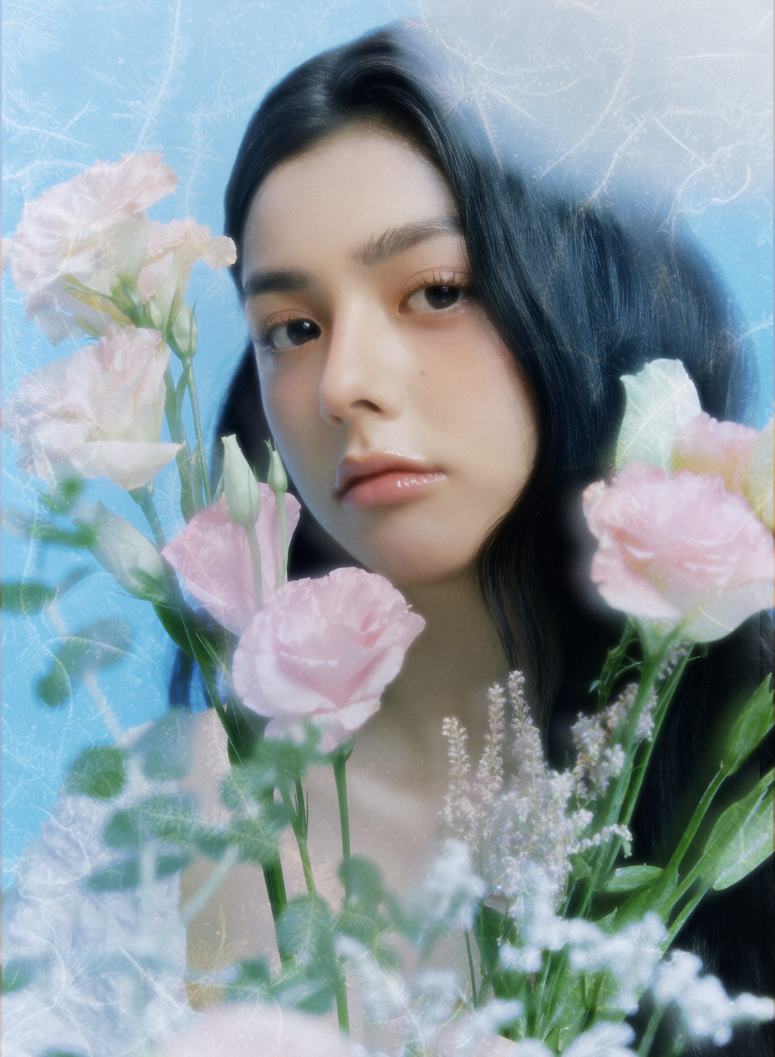 아이사, 데뷔 싱글 ‘Skate to Stage’ 첫 콘셉트 포토 공개…‘아이시 블루’로 먼저 건넨 아이덴티티