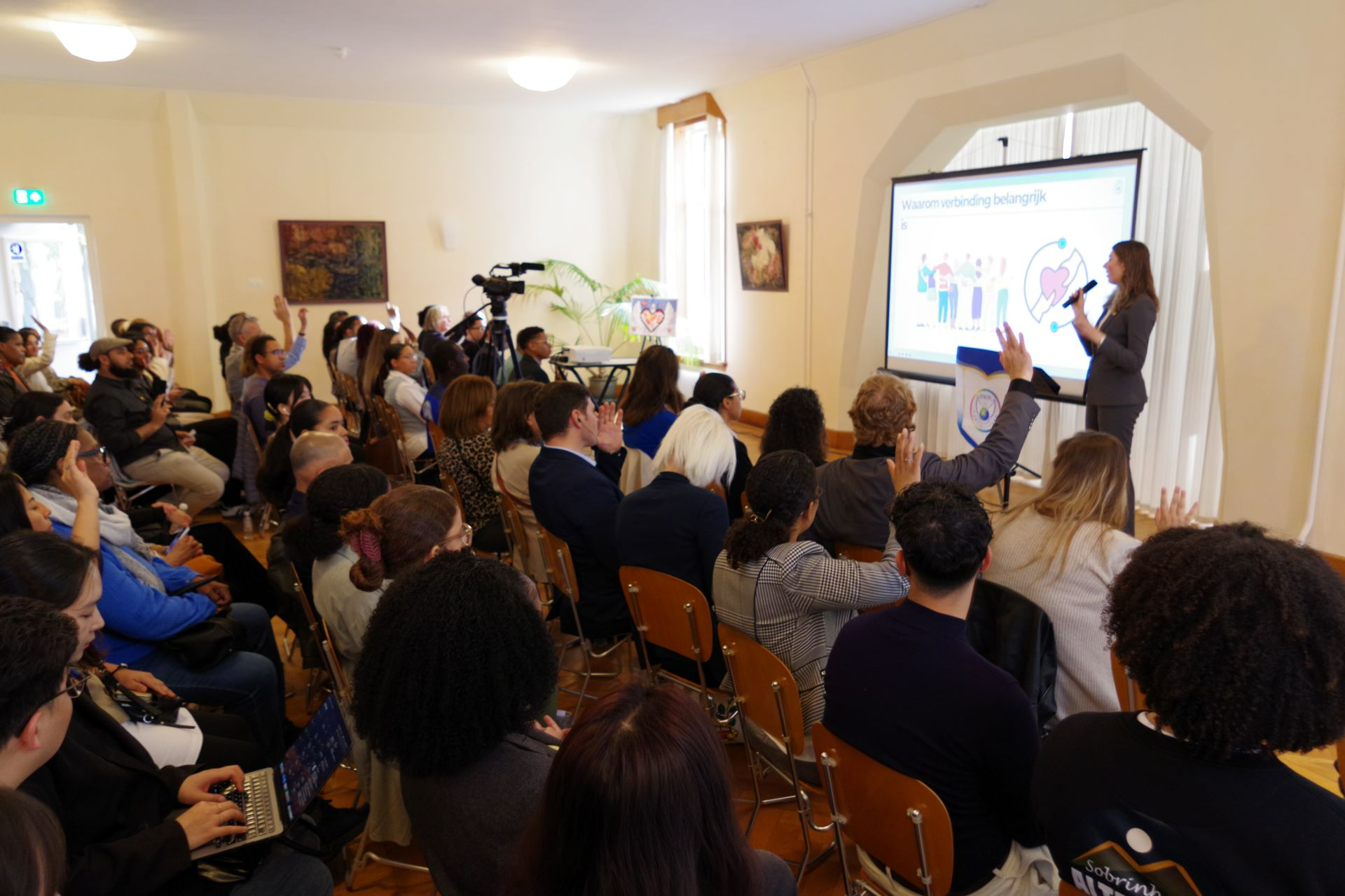 현지 시각으로 지난 18일 네덜란드 헤이그 브레데하우스(Vreedehuis)에서 평화 포럼이 열렸다. (HWPL 네덜란드·벨기에지부 제공)