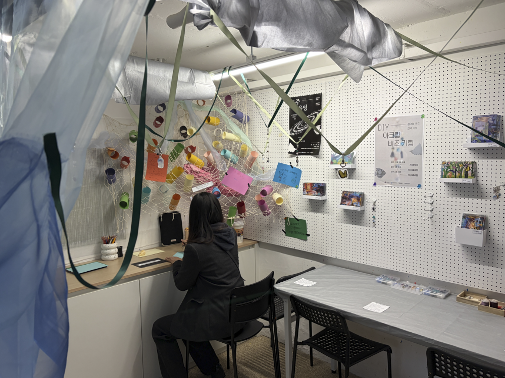 “당신의 ○○○은 무엇인가요?” 홍대 디스에이블드서, 참여형 팝업스토어 ‘우주유영’