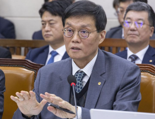 (상보) 이창용 “한미 관세협상, 굉장히 잘된 협상…다행”