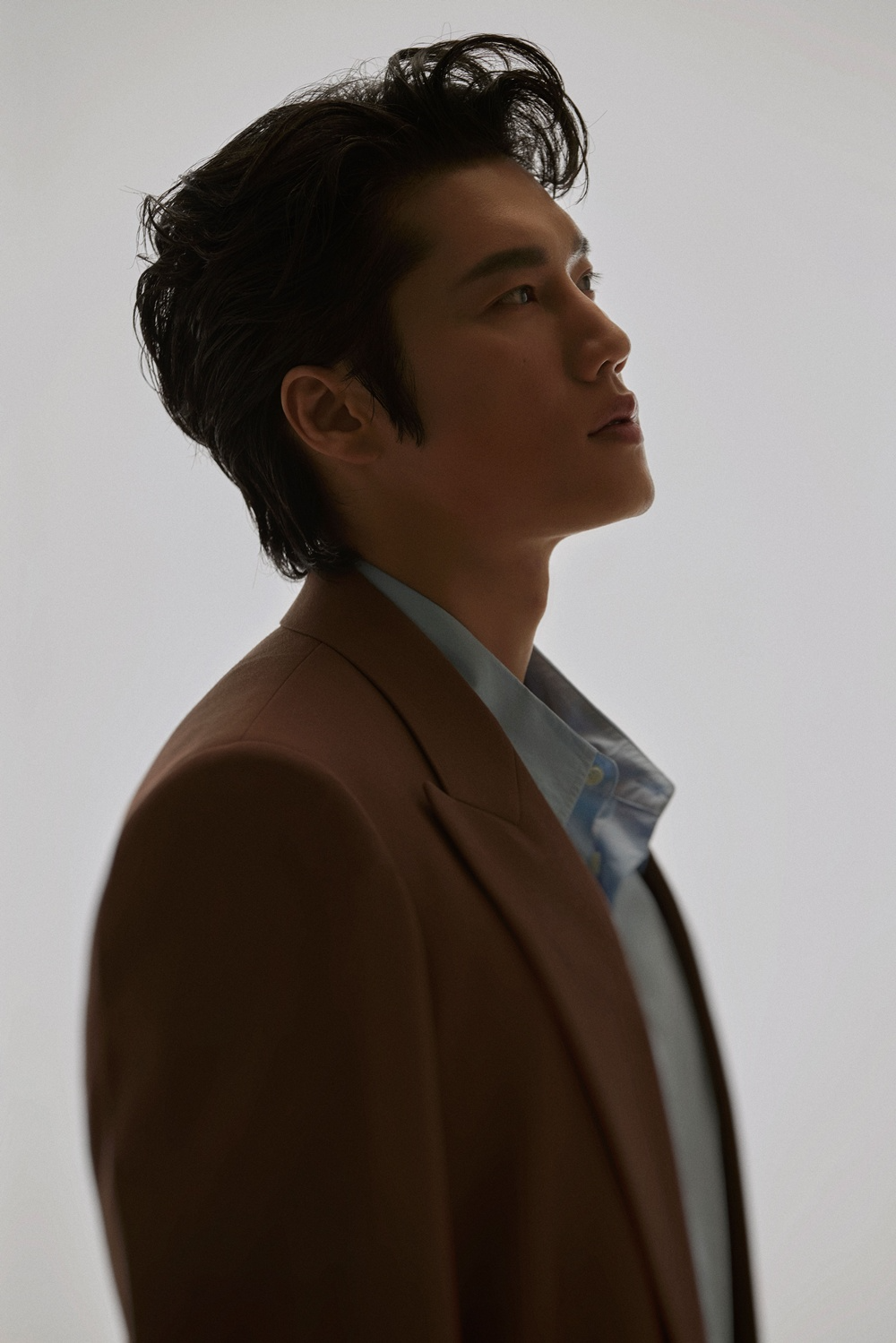 백인태, 뮤지컬 ‘에비타’ 캐스팅…매력적 탱고 가수 변신