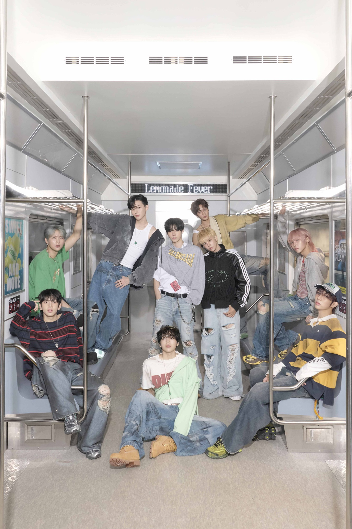 크래비티, 오늘(10일) 정규 2집 에필로그 발매…타이틀곡 '레모네이드 피버' 기대