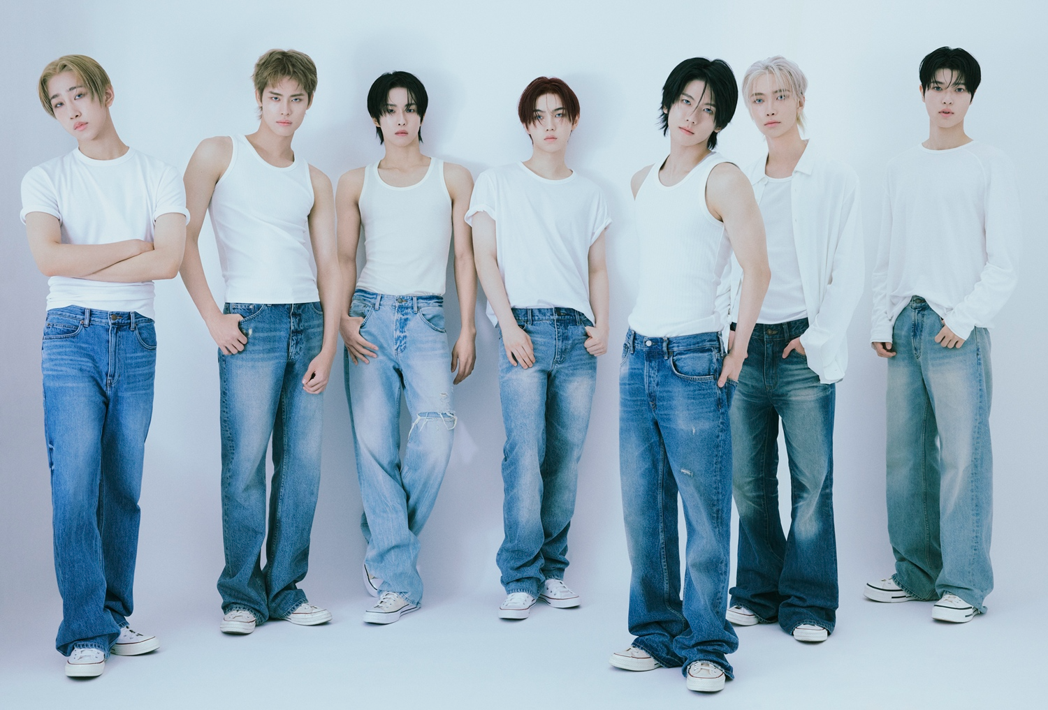 뉴비트, 데뷔 9개월 만에 신인상 수상…아이튠즈·유튜브 점령한 상승세