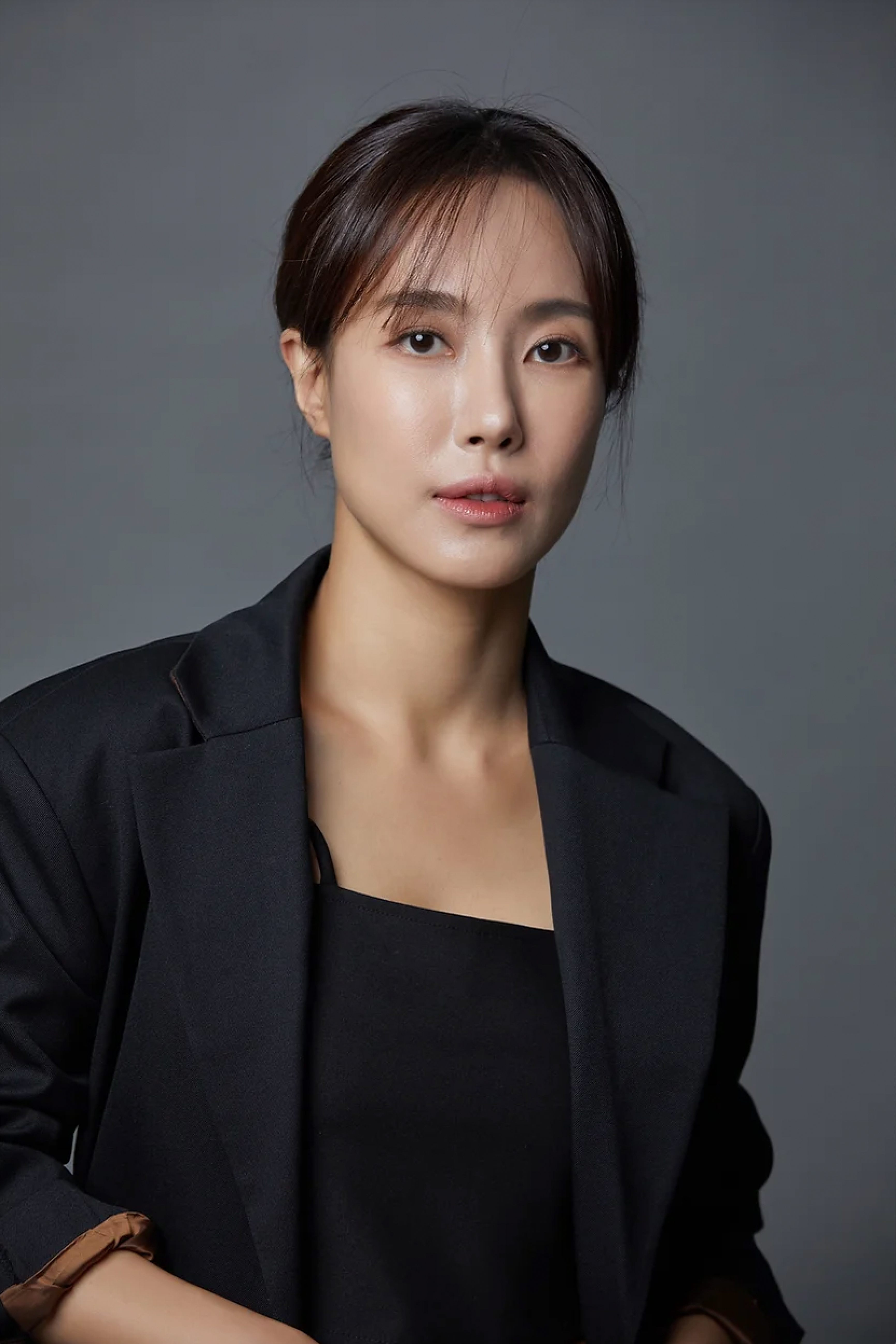 김윤서, 피에이(PA)엔터테인먼트와 전속계약 체결…새로운 비상 예고