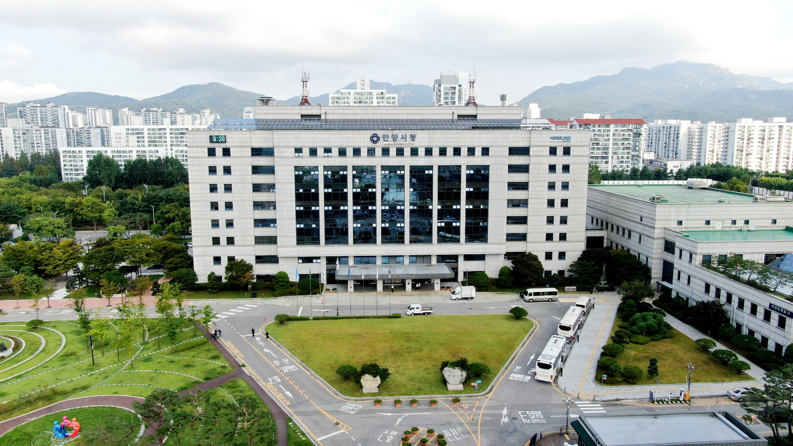 안양시청 전경