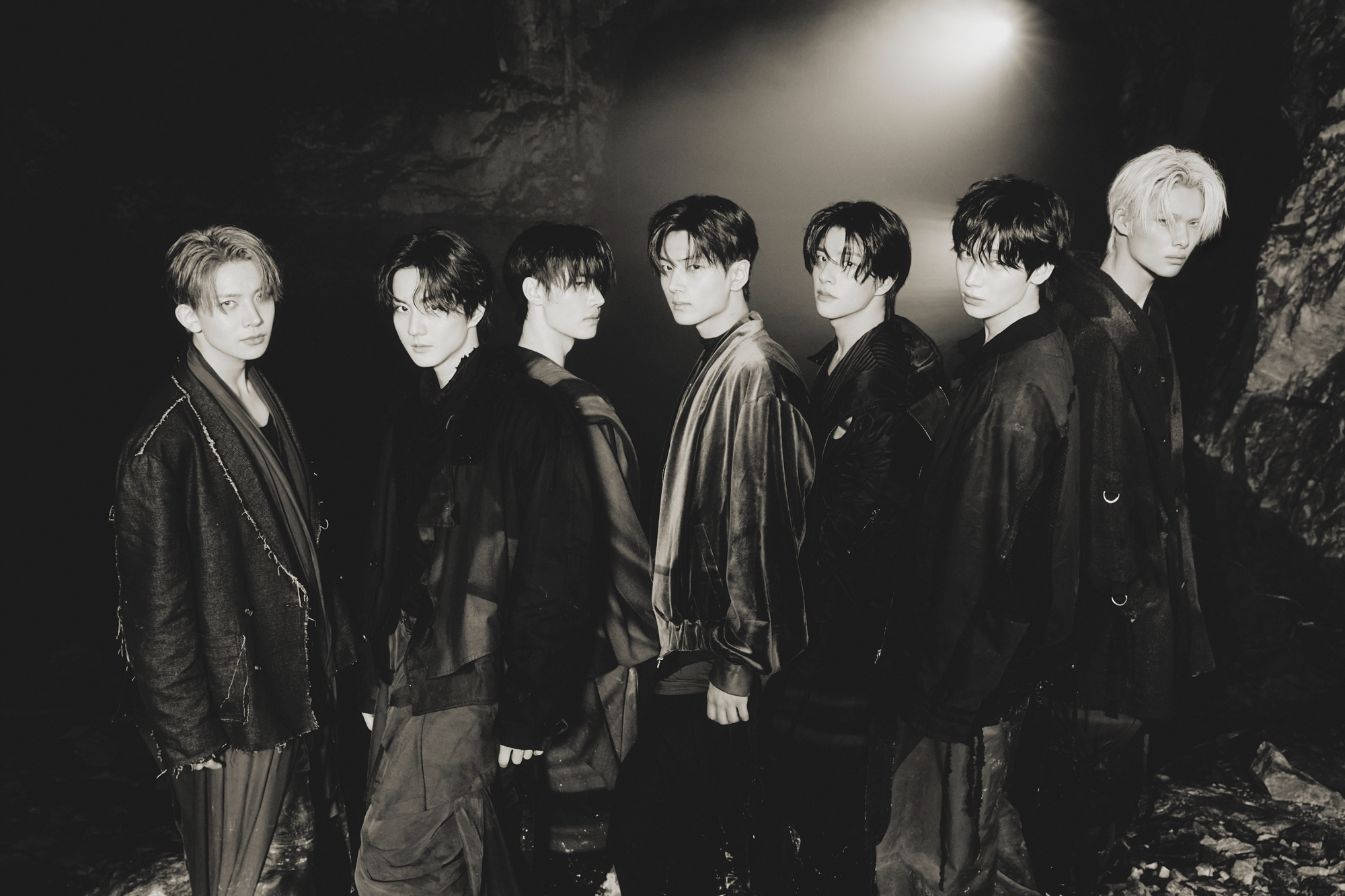 엔하이픈, K-팝 이끌 새로운 리더…터보 엔진 달고 2026 질주 기대