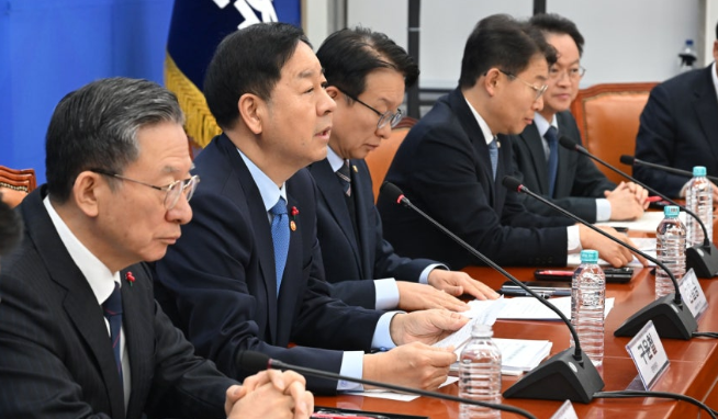 당정, 기업 중대 위법행위 과징금 대폭 강화…경미한 형벌은 과태료 전환