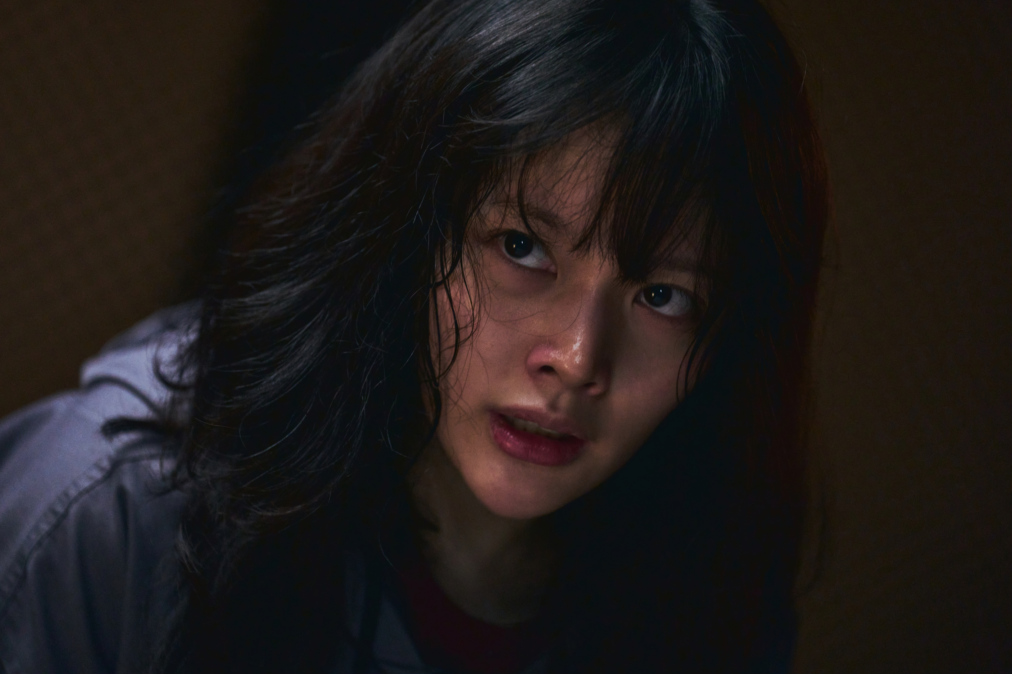 ‘시스터’ 정지소X이수혁X차주영, 대세 배우들의 한계 없는 연기 변신…몸 사리지 않는 뜨거운 열정