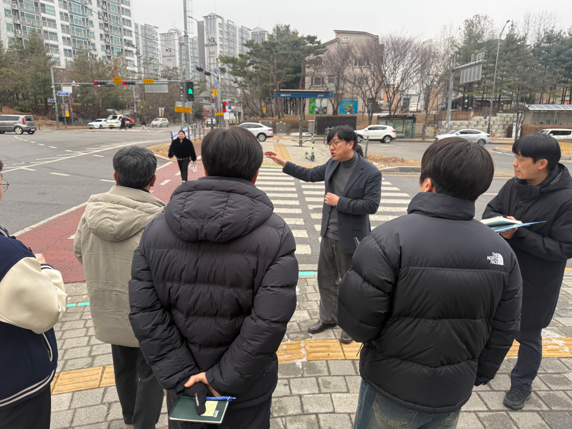 동백지하차도 사거리 교통환경 개선을 위한 현장 점검 (용인특례시의회 제공)