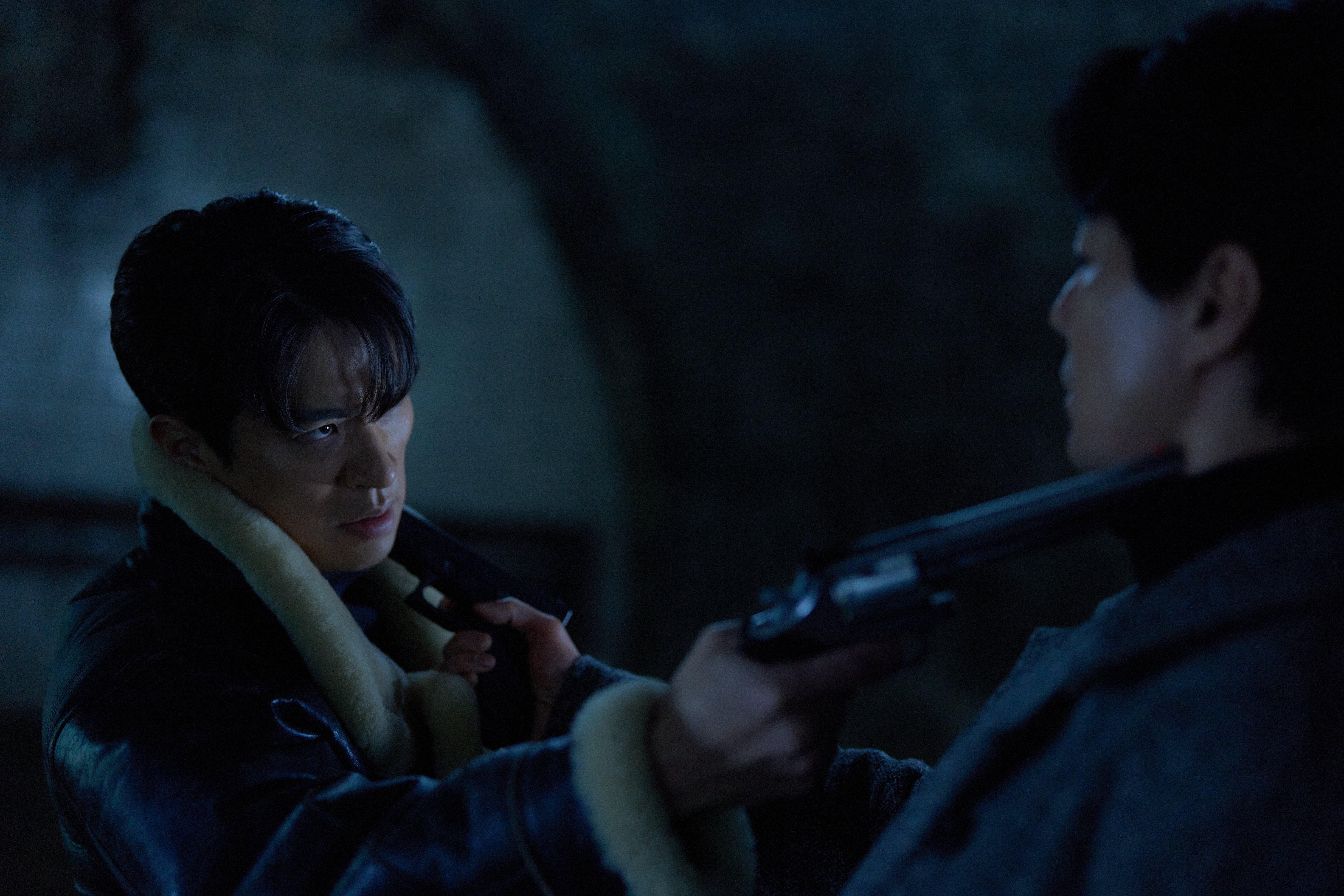 ‘휴민트’ 조인성&박정민, 뜨겁고 팽팽한 브로맨스 액션 예고