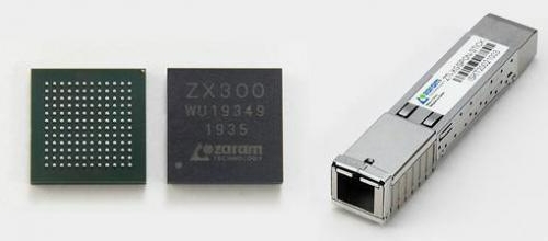 초저전력 5G 통신반도체(왼쪽)와 XGSPON 스틱.(사진=자람테크놀로지)